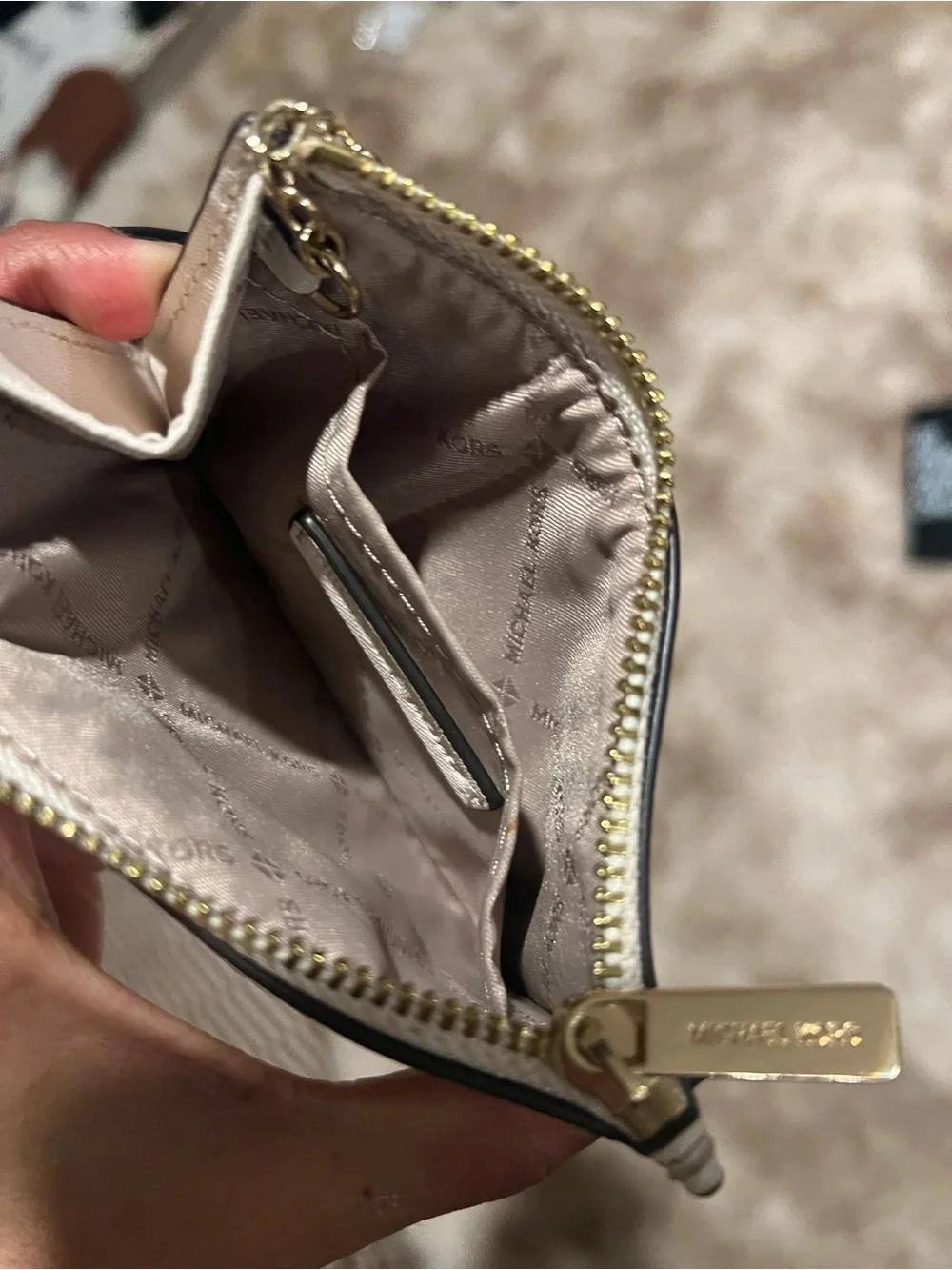 Michael Kors Jet Set Travel Cream Coin Zip Card Wallet with Key Ring